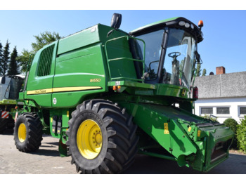 Moissonneuse-batteuse JOHN DEERE W650