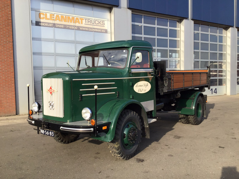 Camion benne Hogra 4x4 met Netam kipper