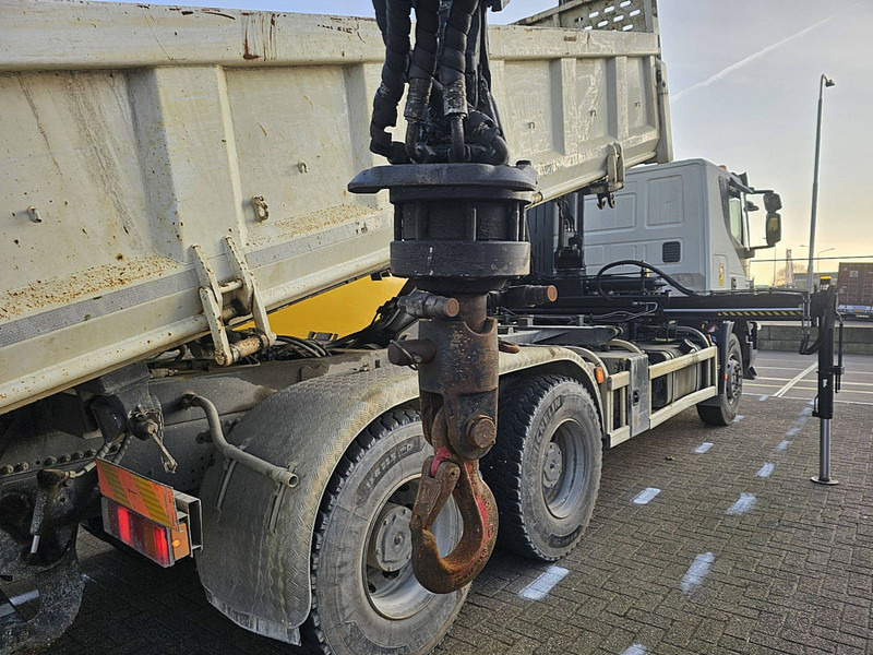 Camion benne Iveco AT260T45 TRAKKER HIAB XS144