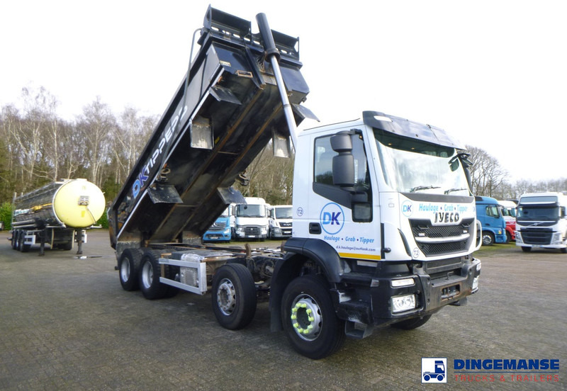 Camion benne Iveco Stralis X-Way 460 8x4 RHD tipper