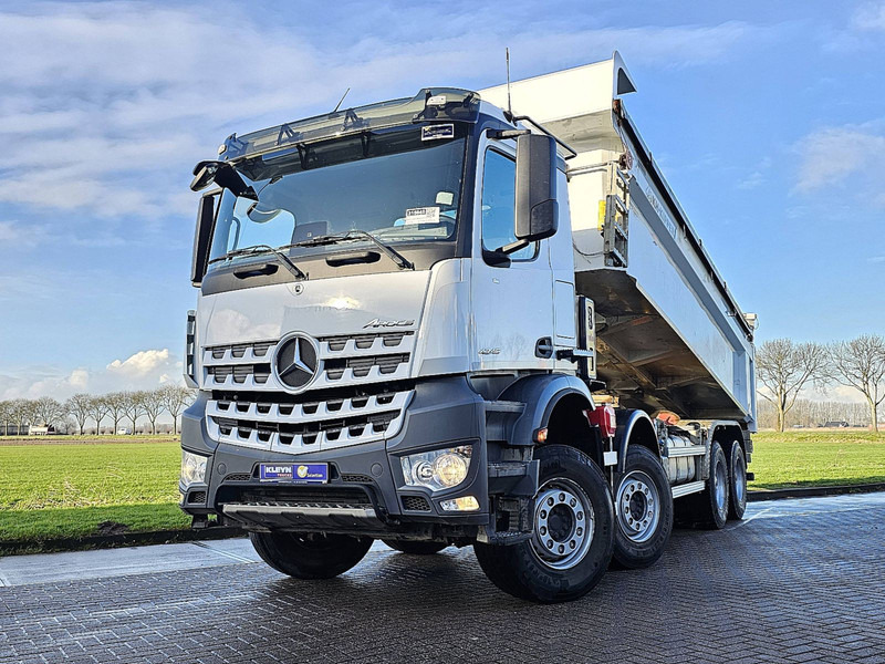 Camion benne Mercedes-Benz AROCS 4245