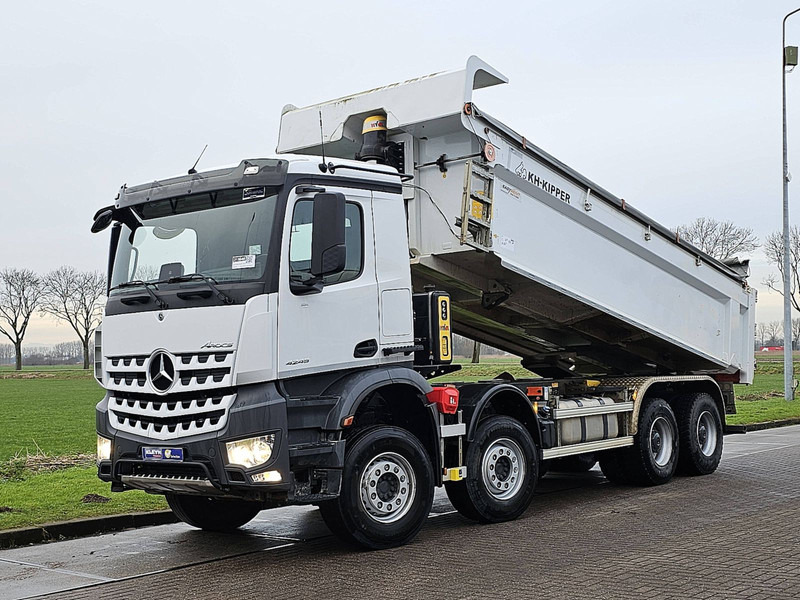 Camion benne Mercedes-Benz AROCS 4245