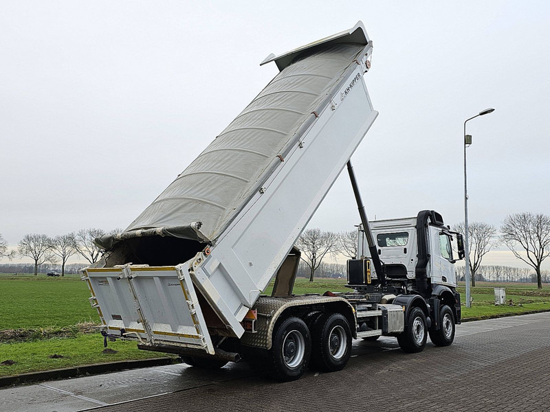 Camion benne Mercedes-Benz AROCS 4245