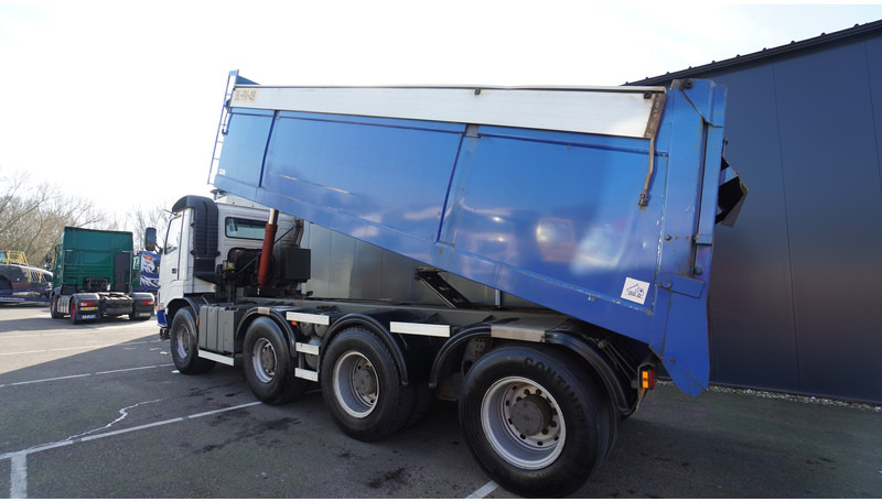 Camion benne Terberg FM 2000/420 8X8 TIPPER 544.000KM