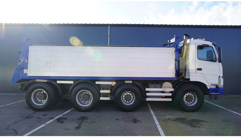 Camion benne Terberg FM 2000/420 8X8 TIPPER 544.000KM