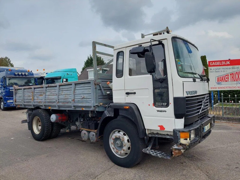 Camion benne Volvo FS 717 KIPPER