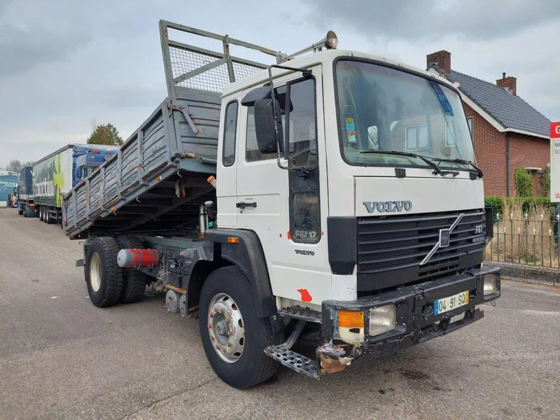 Camion benne Volvo FS 717 KIPPER