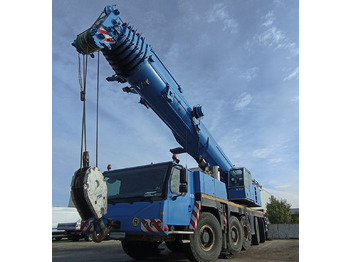 Grue mobile LIEBHERR