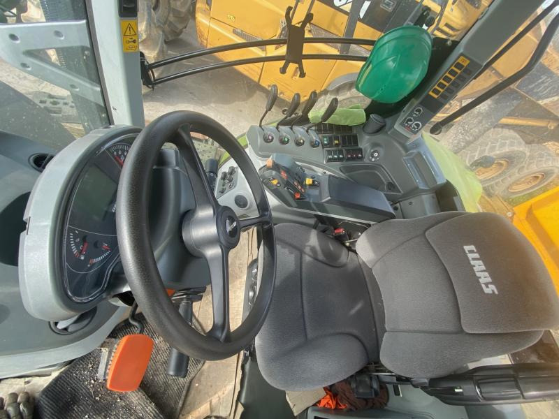 Tracteur agricole Claas Axion 800