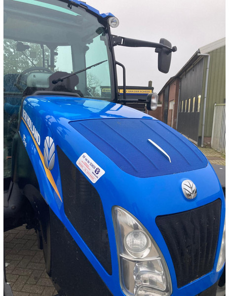 Tracteur agricole New Holland T5.95