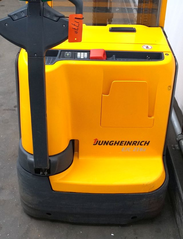 Gerbeur Jungheinrich EJC216z