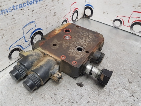 Hydraulique New Holland Directional Control Valve 87546170, 84175671, 87635977, 630416: photos 2