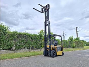 Chariot élévateur électrique Caterpillar EP30K