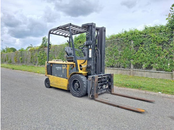 Chariot élévateur électrique Caterpillar EP30K