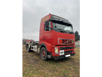 Camion ampliroll VOLVO FH12 460