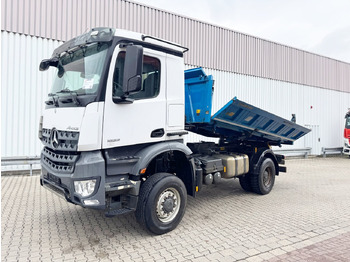 Camion benne MERCEDES-BENZ Arocs 1833