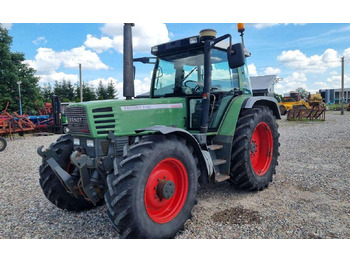 Tracteur agricole FENDT