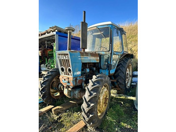 Tracteur agricole FORD