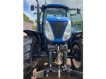 Tracteur agricole NEW HOLLAND T7.220