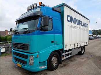 Camion à rideaux coulissants VOLVO FH12 380