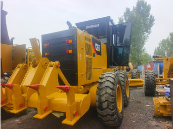 Niveleuse CAT 140 H Caterpillar 140h