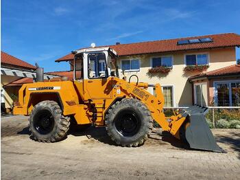 Chargeuse sur pneus LIEBHERR