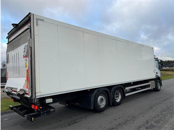 Camion fourgon Mercedes-Benz Antos 2533 L