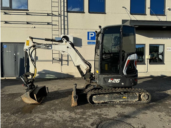 Mini pelle BOBCAT E26