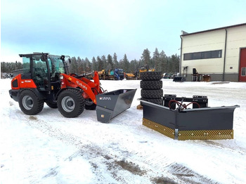 Chargeuse sur pneus KUBOTA R090