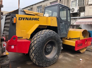 Rouleau compresseur BOMAG