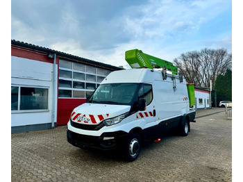 Camion avec nacelle IVECO Daily