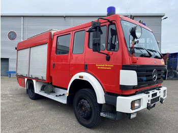 Camion de pompier Mercedes-Benz 1224 AF / 4X4 / GERMAN TRUCK / ZIEGLER / WATERTANK 2330 LITER+POMP / TOP CONDITION / ONLY:137125 KM / MARGE / MANUAL / 1995