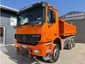 Camion benne MERCEDES-BENZ Actros 3340