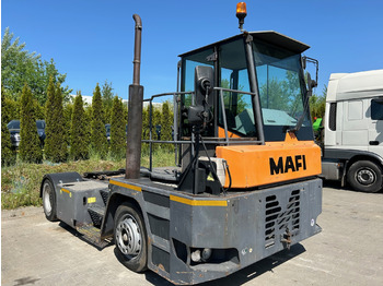 Tracteur portuaire MAFI