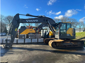 Pelle sur chenille neuf Volvo ECR 235 EL