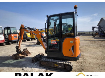 Mini pelle DOOSAN DX19