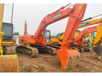 Doosan DH220LC-7 en leasing occasion Doosan DH220LC-7