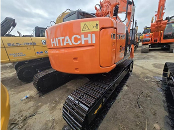 Pelle sur chenille HITACHI ZX135