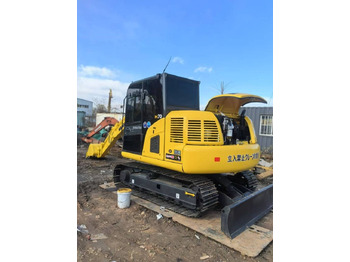 Pelle sur chenille KOMATSU PC70-8