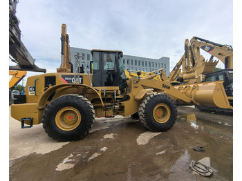 Chargeuse sur pneus CATERPILLAR 966H