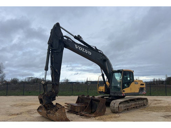 Pelle sur chenille VOLVO EC220DL