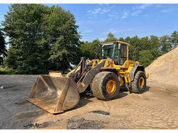 Chargeuse sur pneus VOLVO L110F