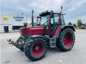 Tracteur agricole FENDT