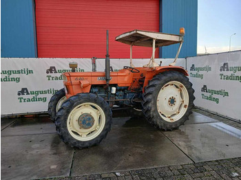 Tracteur agricole FIAT