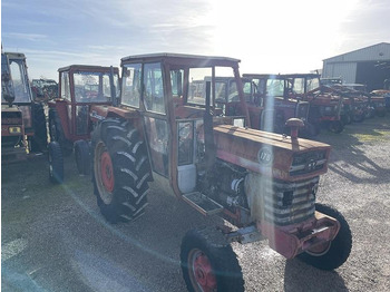 Tracteur agricole MASSEY FERGUSON 100 series