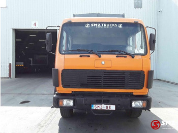 Camion benne Mercedes-Benz 1617