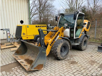 Chargeuse sur pneus LIEBHERR L 504