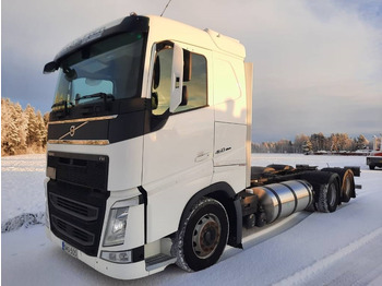 Châssis cabine VOLVO FH13