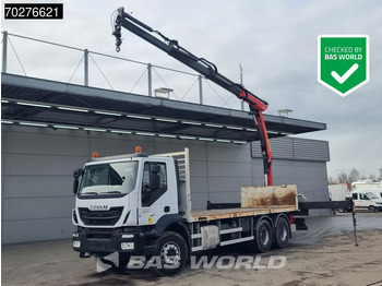 Camion plateau IVECO Trakker