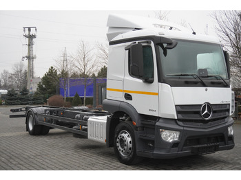 Châssis cabine MERCEDES-BENZ Actros 1824